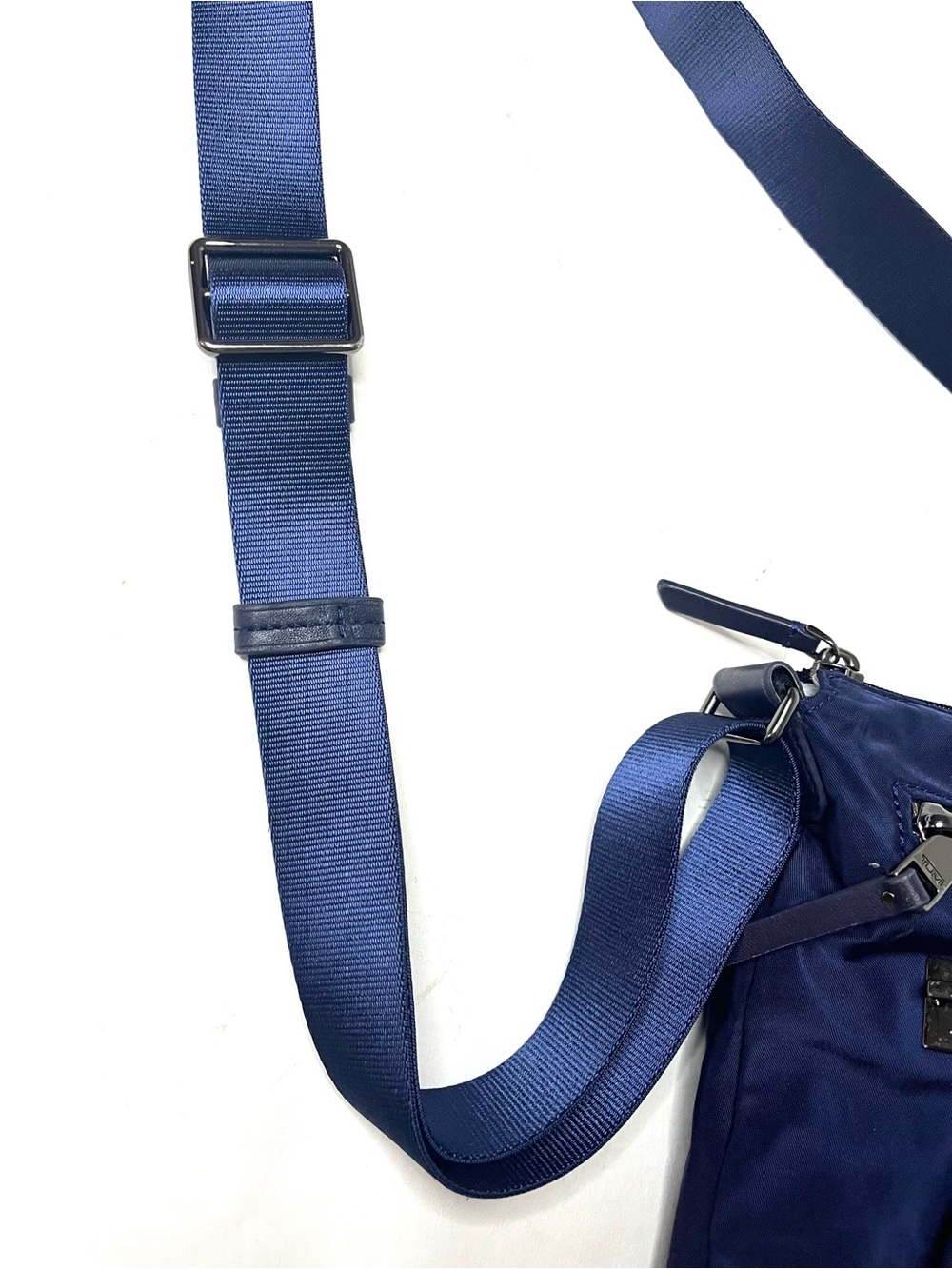 TUMI Voyageur Carmel Crossbody Bag in Midnight/Deep Navy - Picture 8 of 13